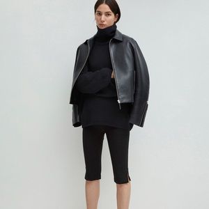 Toteme La Paz Pleated Capri Trouser Shorts Black Workwear Women’s Size XS NWT